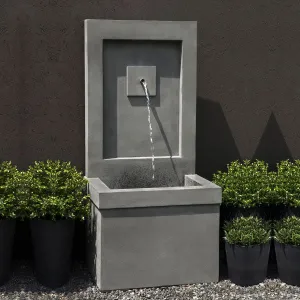 Brentwood Fountain Campania International
