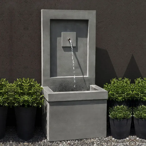 Brentwood Fountain Campania International