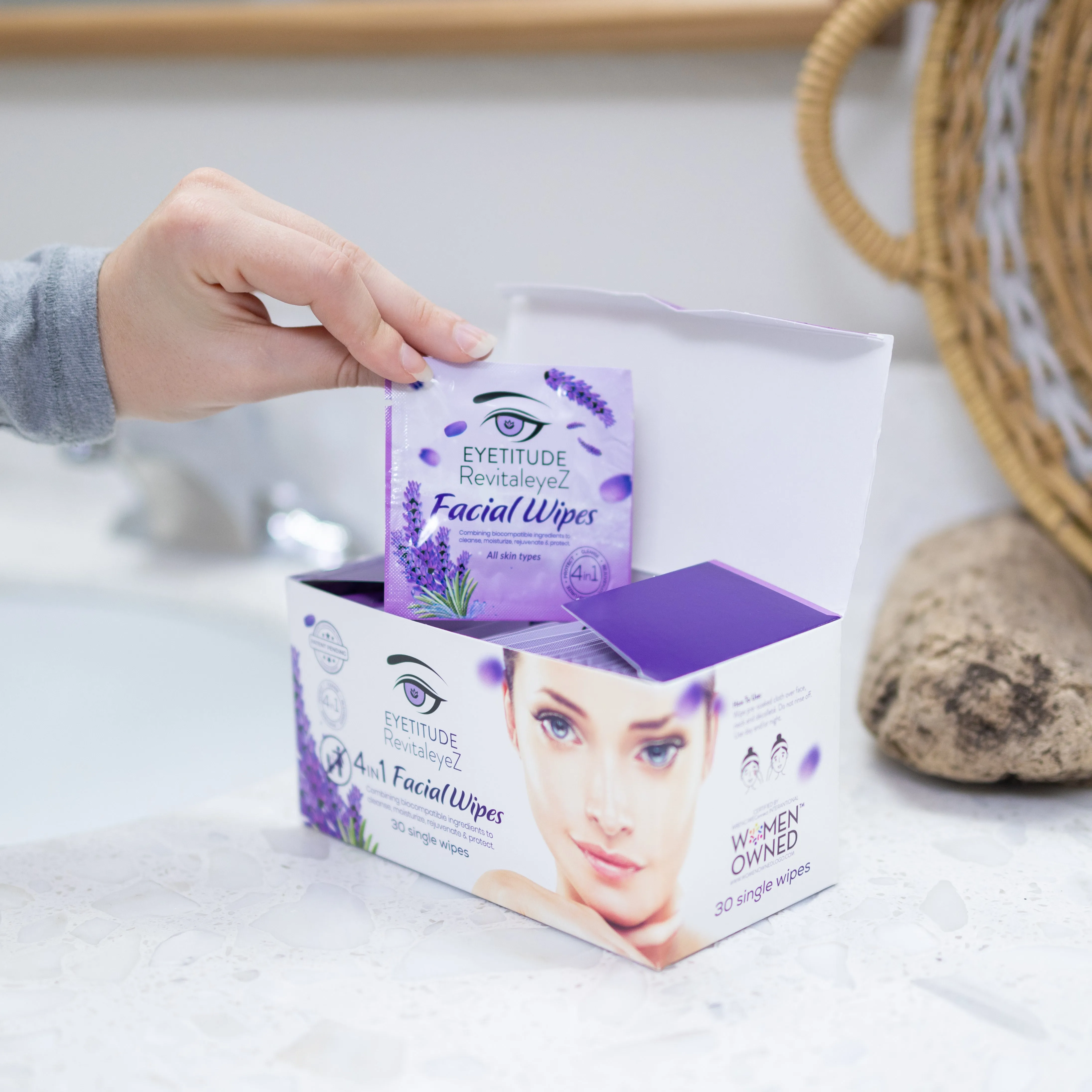 RevitaleyeZ 4in1 Facial Wipes 30 singles
